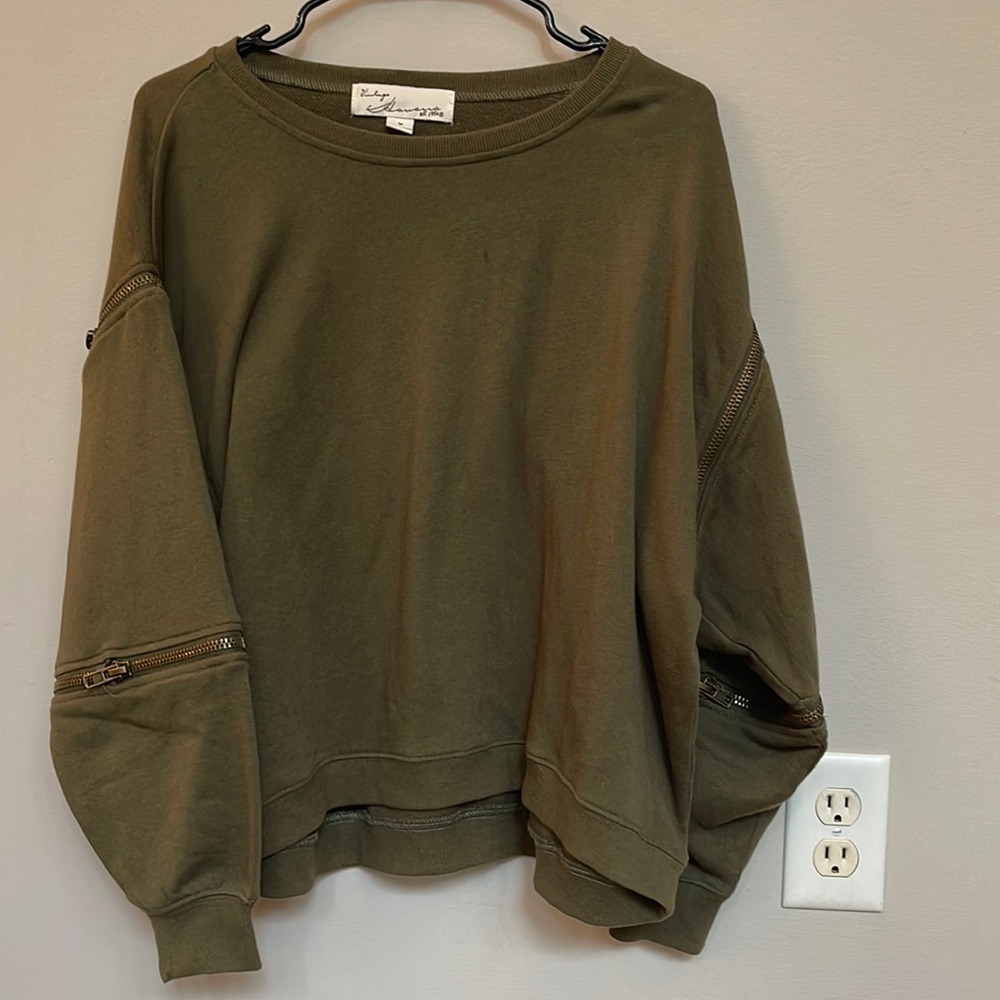 Vintage Havana sweater
